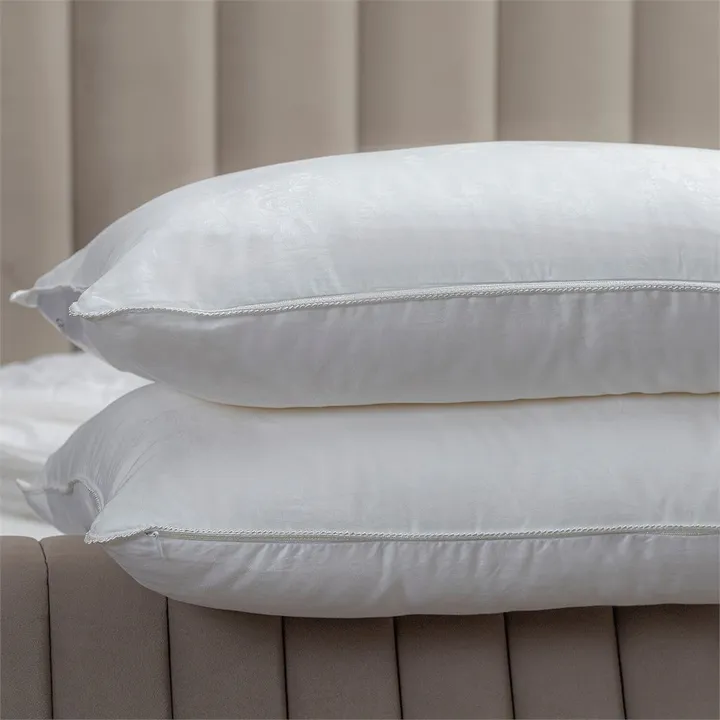 GRACE SILK / ГРЕЙС 50х70 см 0,82 кг Подушка шелковая средняя со съемным чехлом GC1001
